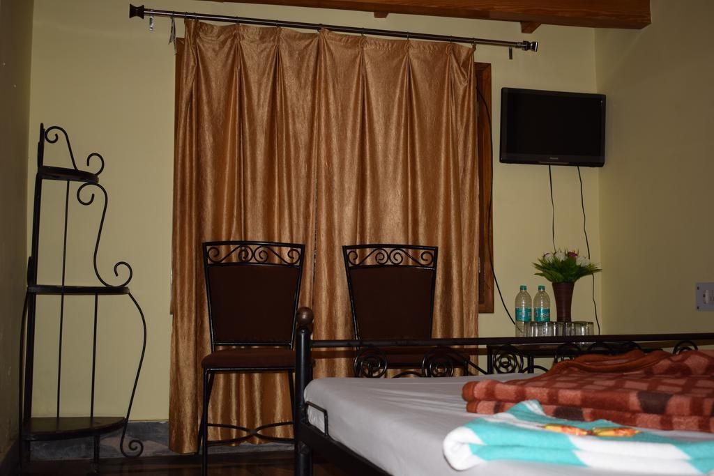 Star Guest House Nainital Eksteriør billede